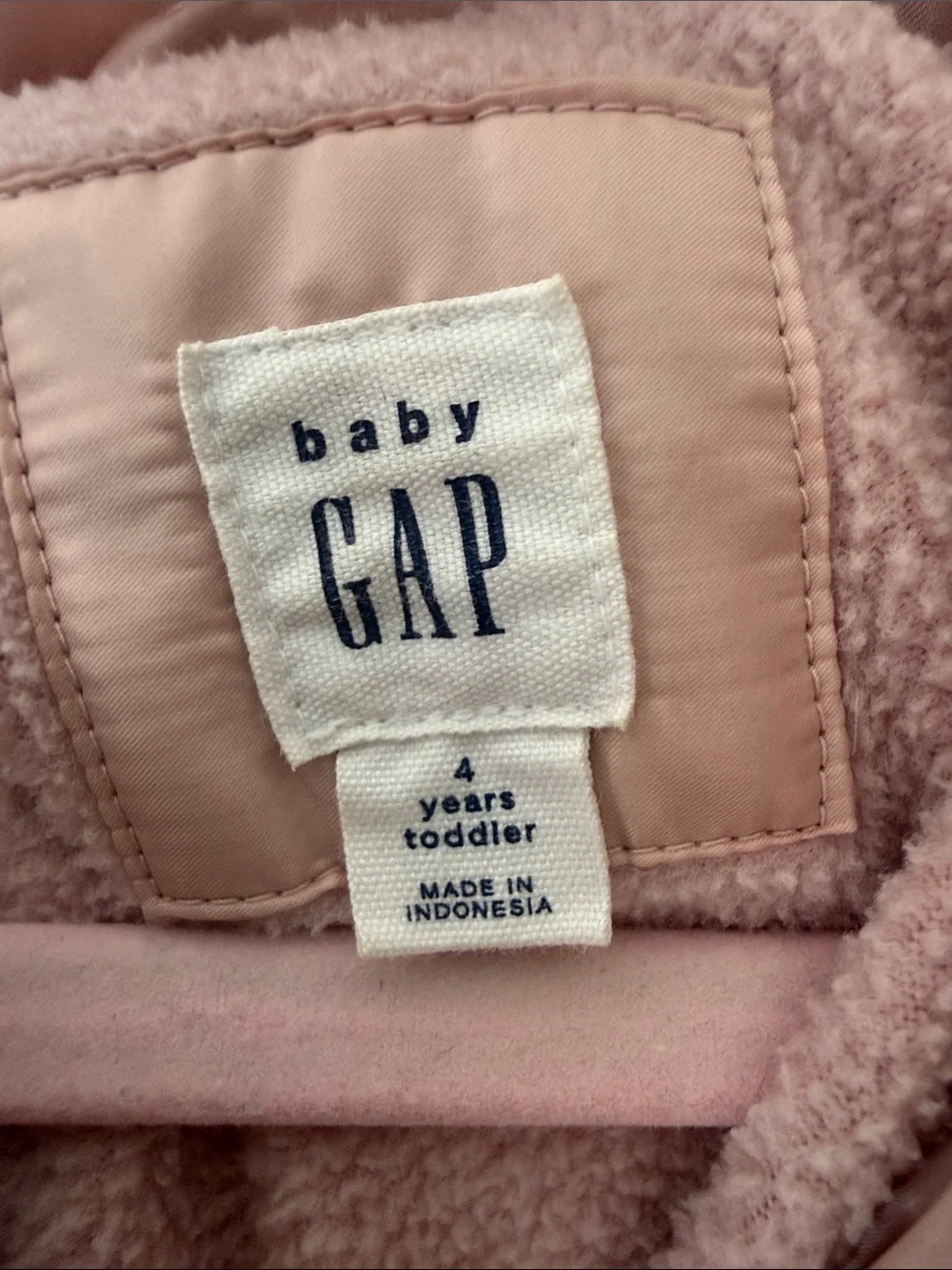 GAP quilted puffer